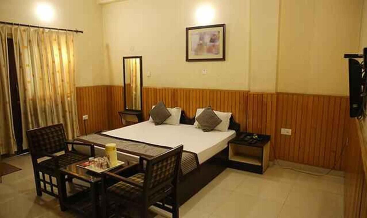 Fabhotel Corbett Inn Rudrapur Exteriér fotografie